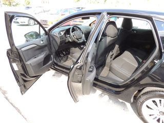 Citroen C4 2016 1.2 e-THP Millenium όλα τα service / Navi / Klima /αριστο-thumb-14