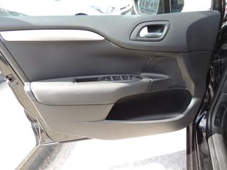 Citroen C4 2016 1.2 e-THP Millenium όλα τα service / Navi / Klima /αριστο-thumb-20