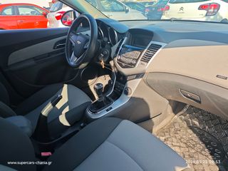 Chevrolet Cruze 2009 SUPERCARS XANIA-thumb-4