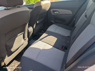 Chevrolet Cruze 2009 SUPERCARS XANIA-thumb-11