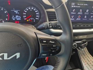 Kia Stonic 2023 OPTIMUM-thumb-10