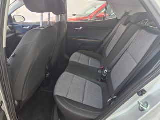 Kia Stonic 2023 OPTIMUM-thumb-5