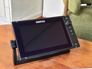 Simrad NSS 9 Evo2-thumb-1