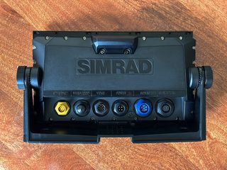 Simrad NSS 9 Evo2-thumb-2