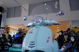 Vespa GTS 300 2020 VESPA GTS 300-thumb-8