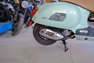Vespa GTS 300 2020 VESPA GTS 300-thumb-11
