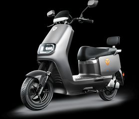 Yadea E8S 2026 Οδήγηση και χωρίς δίπλωμα!