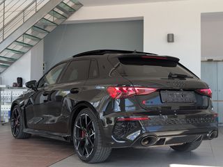 Audi RS3 2022 SPORTBACK-thumb-4