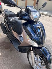 Piaggio Medley 150 2023-thumb-2
