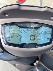 Piaggio Medley 150 2023-thumb-11