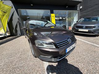 Volkswagen Passat 2012 1.6 DIESEL-thumb-1