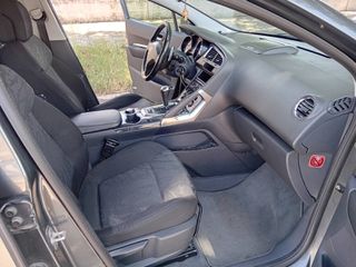 Peugeot 3008 2010 1.6 DIESEL-thumb-14