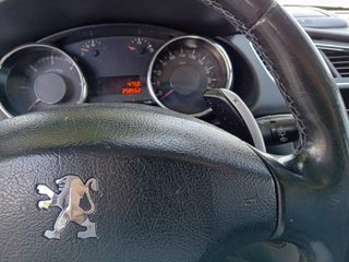 Peugeot 3008 2010 1.6 DIESEL-thumb-22