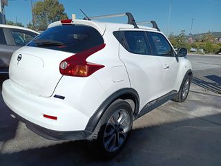 Nissan Juke 2011-thumb-3