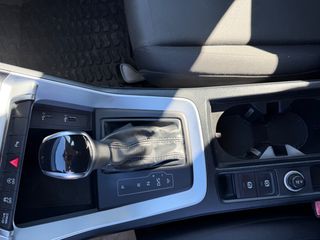 Audi Q3 2020 S LINE 35TFSI  HYBRID STRONIC 150PS-thumb-8