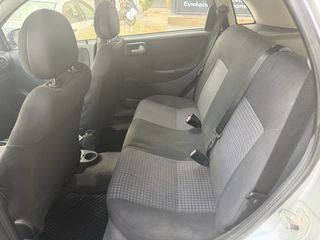 Opel Corsa 2006-thumb-8