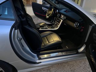 Mercedes-Benz SLK 200 2011-thumb-14