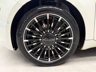Fiat 500e 2023 La Prima Bocelli-thumb-6
