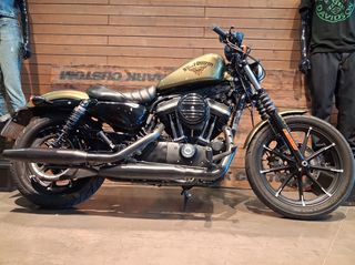 Harley Davidson XL 883 N Sportster IRON 2017