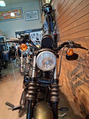 Harley Davidson XL 883 N Sportster IRON 2017-thumb-2