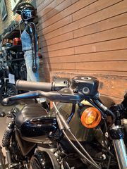 Harley Davidson XL 883 N Sportster IRON 2017-thumb-3