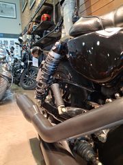 Harley Davidson XL 883 N Sportster IRON 2017-thumb-9
