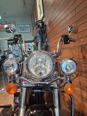 Harley Davidson ROAD KING 2019-thumb-2