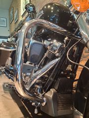 Harley Davidson ROAD KING 2019-thumb-10
