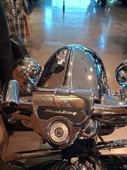 Harley Davidson ROAD KING 2019-thumb-24
