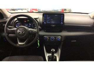 Toyota Yaris 2023 ACTIVE PLUS-thumb-8