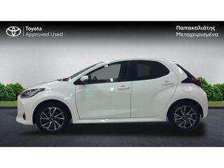 Toyota Yaris 2023 ACTIVE PLUS-thumb-2