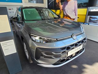 Volkswagen T-Roc 2026 1.5 eTSI 150PS DSG STYLE ΕΤΟΙΜΟΠΑΡΑΔΟΤΟ!-thumb-3