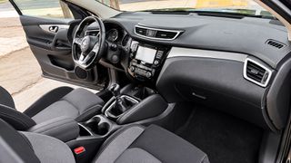 Nissan Qashqai 2018 DIG-T Unique Edition EURO 6 116HP-thumb-9