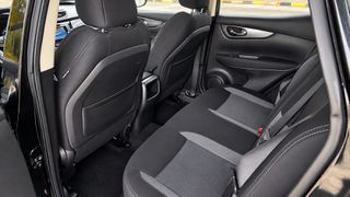 Nissan Qashqai 2018 DIG-T Unique Edition EURO 6 116HP-thumb-10