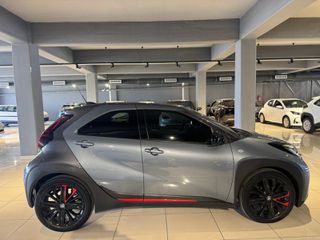 Toyota Aygo (X) 2023 UNDERCOVER-thumb-1