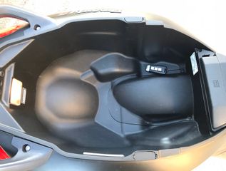 Piaggio Beverly 300 2022 300hpe-thumb-7
