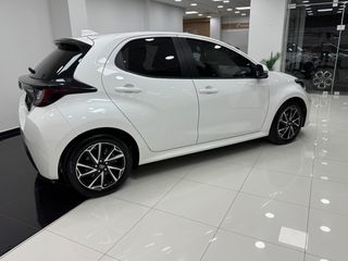 Toyota Yaris 2022 HDF Active Plus-thumb-6