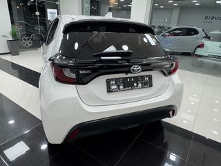 Toyota Yaris 2022 HDF Active Plus-thumb-9