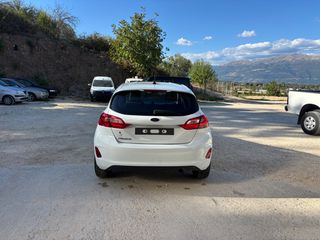 Ford Fiesta 2017 BENZINH-thumb-5