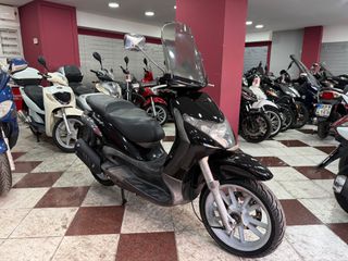 Piaggio Beverly 250 2004 ( ΓΡΑΜΜΑΤΙΑ ΜΕΤΑΞΥ ΜΑΣ ΜΕ 50% ΠΡΟΚΑΤΑΒΟΛΗ  )