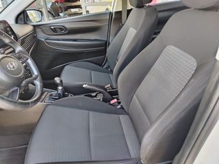 Hyundai i 20 2023 1.2 84 HP Exclusive-thumb-19