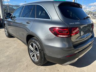 Mercedes-Benz GLC 300 2020 e | Off-Road optic | Premium Sound | Leather | Memory-thumb-6