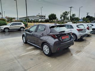 Toyota Yaris 2022 1.5 HDF bUSINESS-thumb-4