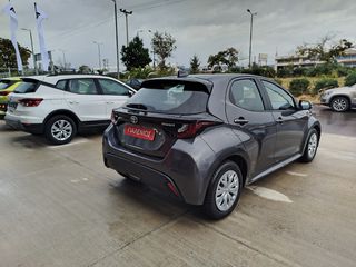 Toyota Yaris 2022 1.5 HDF bUSINESS-thumb-5