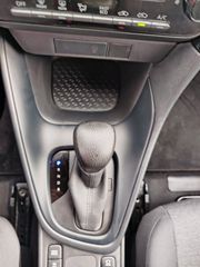 Toyota Yaris 2022 1.5 HDF bUSINESS-thumb-18