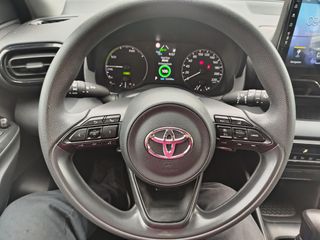 Toyota Yaris 2022 1.5 HDF bUSINESS-thumb-10