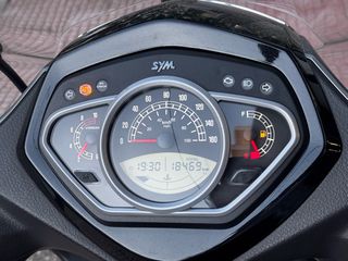 Sym HD 300 2021 Αγρατζουνιστο / παρπριζ / βαλίτσα / 2 κλειδιά-thumb-7