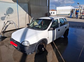 Opel Corsa 2000 1.0 12V ECOTEC A/C 5θυρο
