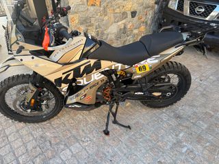 KTM 790 Adventure 2024-thumb-1