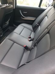 Bmw 320 2009 E90-thumb-2